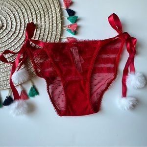 Victoria's Secret Side-Tie Ruffled Cheekini Panty Red Large NEW